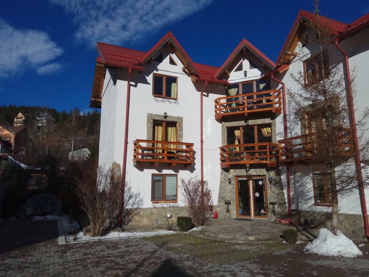 Casa Alexandru Hotel Azuga Bagian luar foto